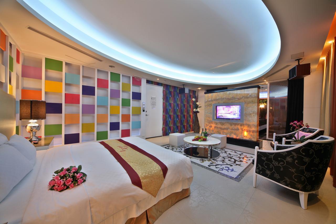 Lanshy Motel Taichung Exteriör bild