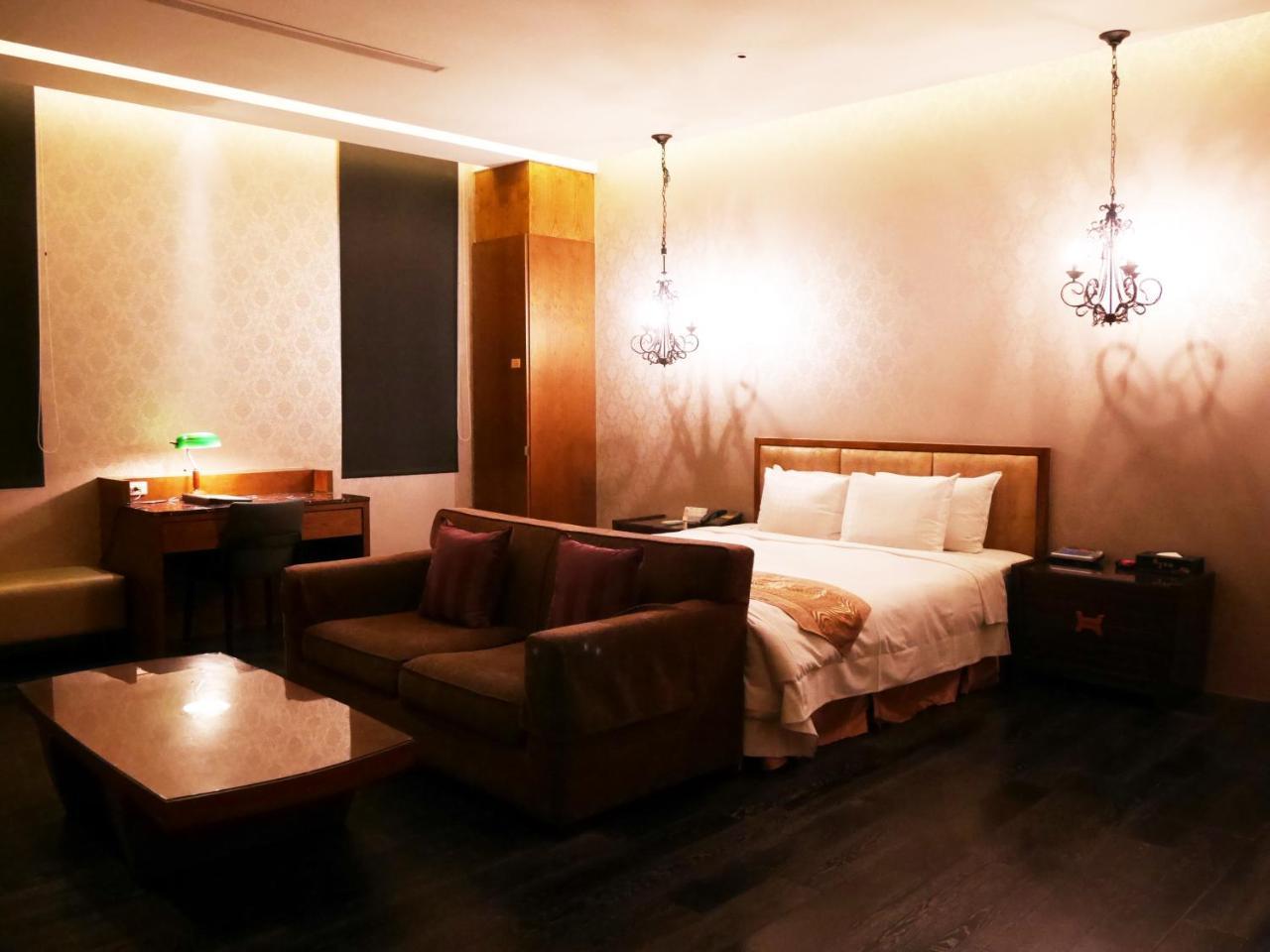 Lanshy Motel Taichung Exteriör bild